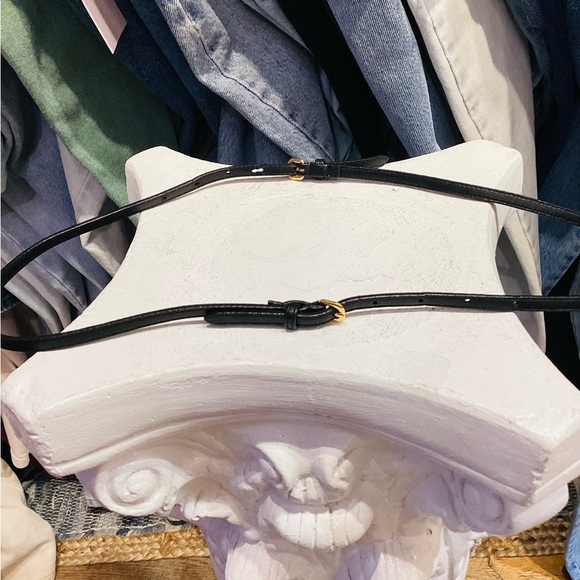 Designer Classy Black Adjustable Miu Miu leather belt - Picture 2 of 4